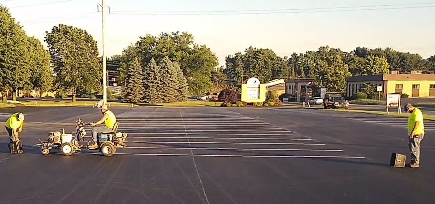 parking line striping service